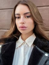 Миниатюра Индивидуалка Стейси Фотография 